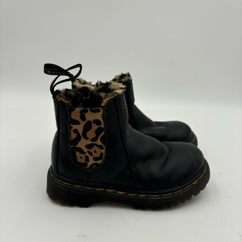Dr. Martens Kids Baby 7 Black Leather 2976 Leopard Print Faux Fur Chelsea Boots